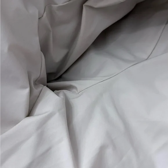 Alo Yoga Opulent Faux Fur Statement Jacket in Oat worn once - Picture 5 of 12